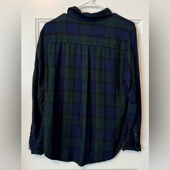 Levi's Women's Size Small Plaid Flannel 
Boyfriend Shirt - Picture 2 of 7